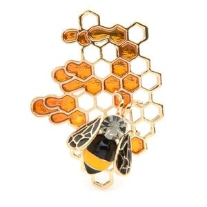 Amber Honeycomb & Bee Brooch: Nature's Elegance and Sweet Simplicity